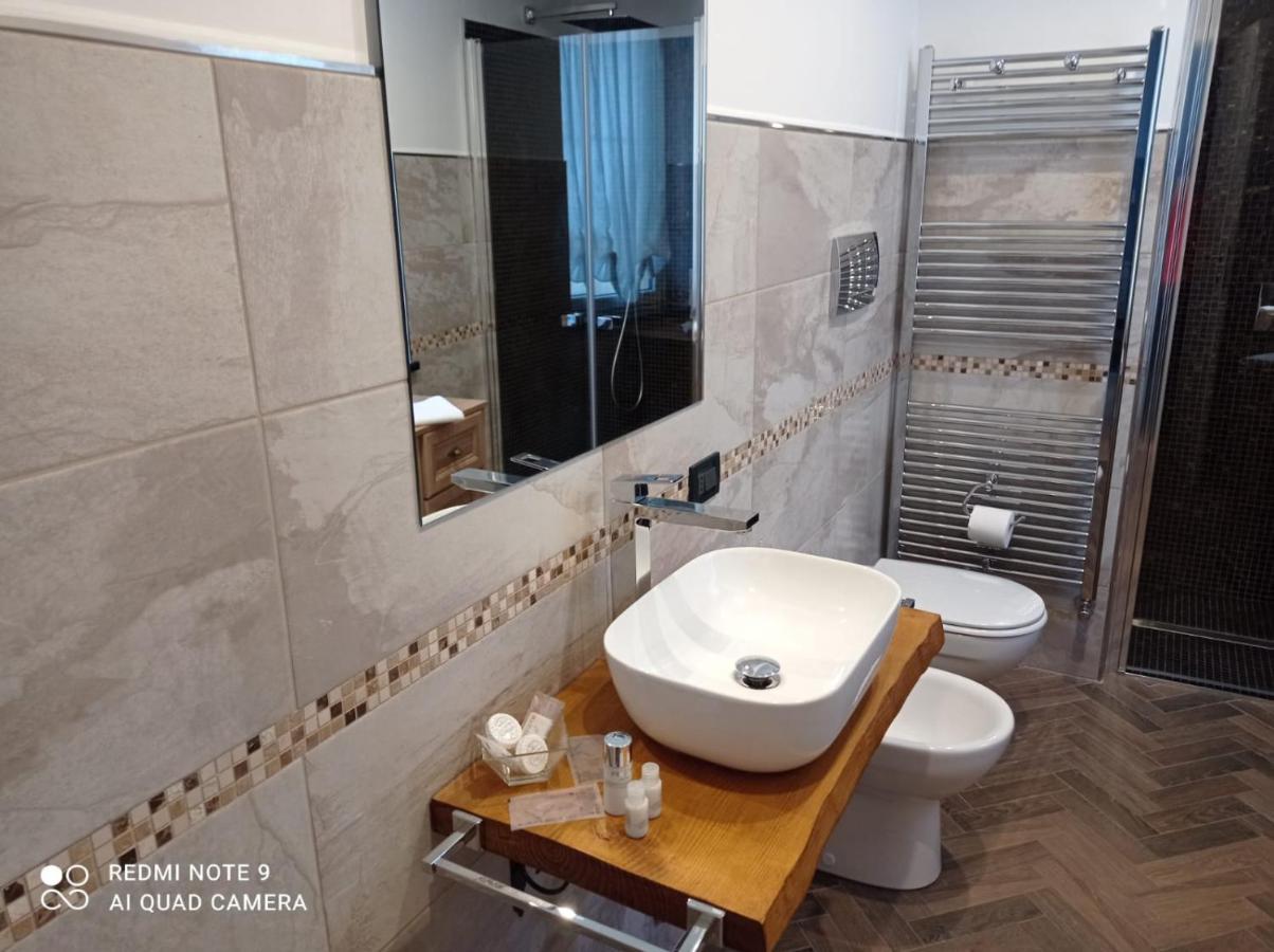 ライグエーリア Il Nido Rifatto Bed & Breakfast エクステリア 写真