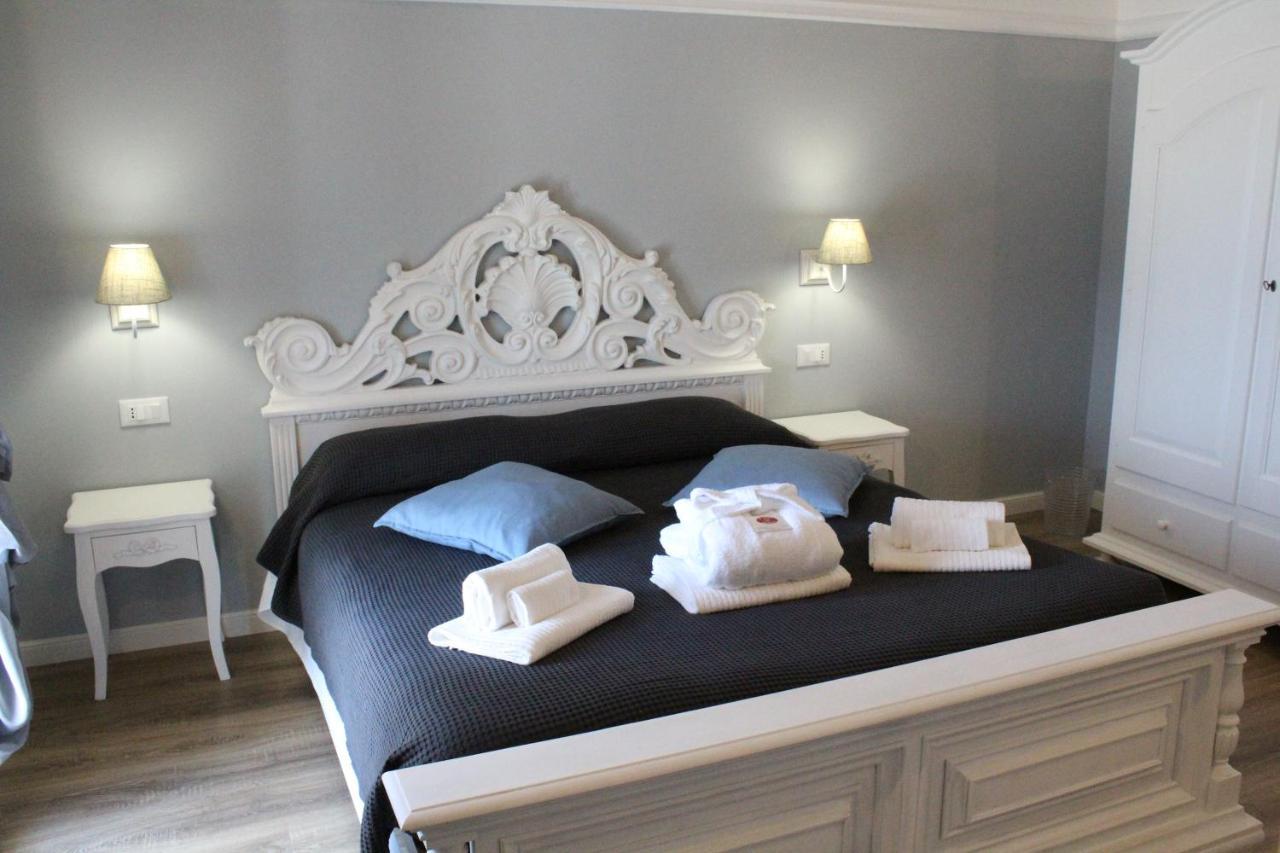 ライグエーリア Il Nido Rifatto Bed & Breakfast エクステリア 写真